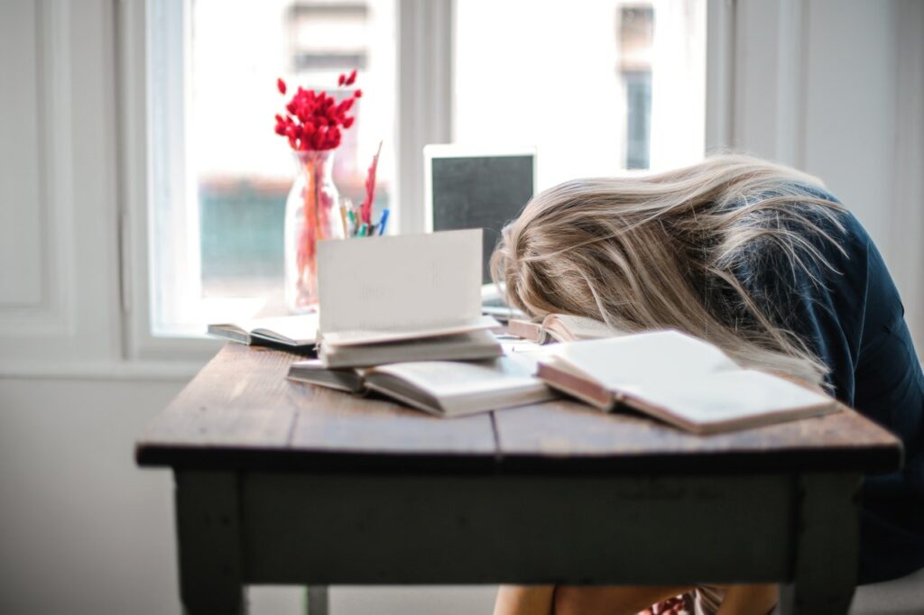Почему мы устаем и как повысить работоспособность?
